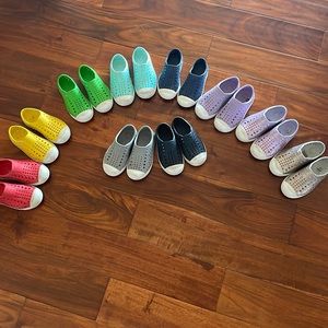 10 pairs Native Shoes Bundle!!size C8